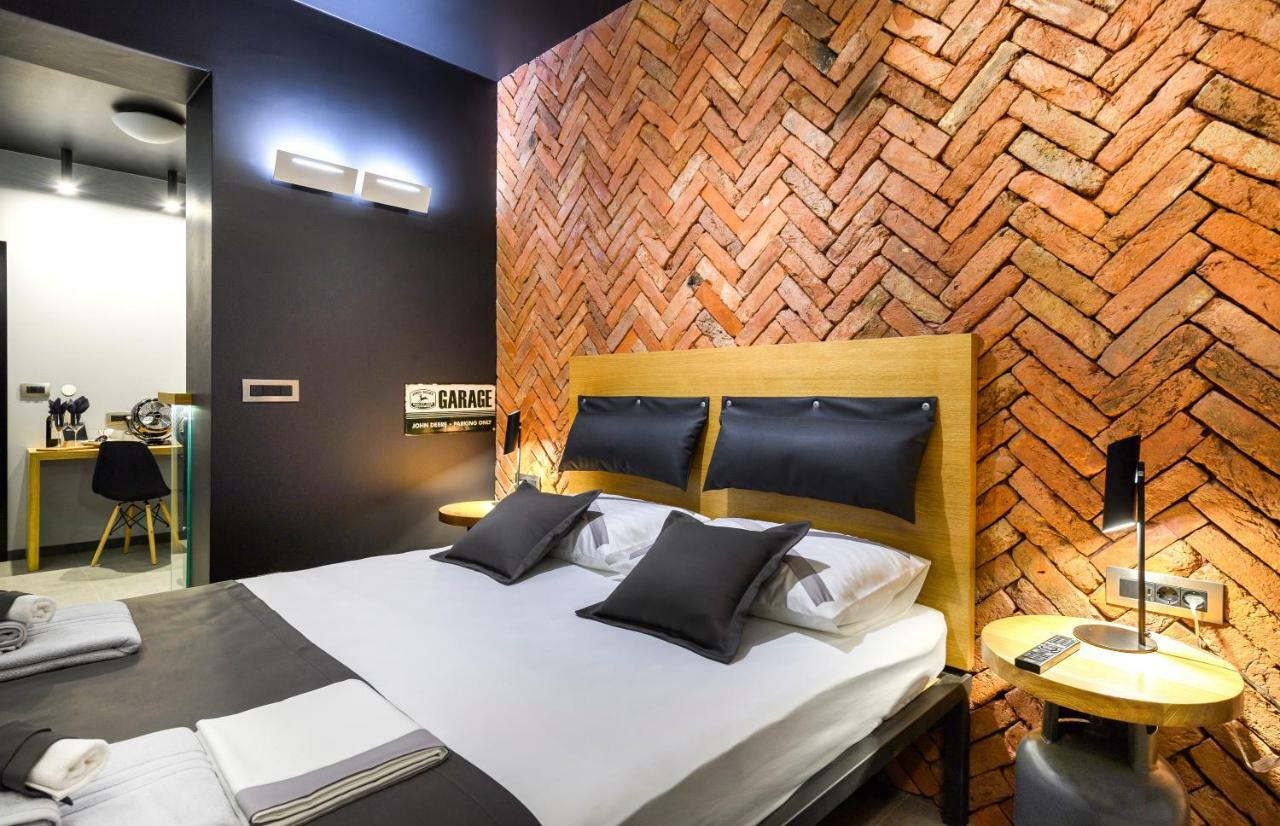 Split Industrial Design Rooms 외부 사진