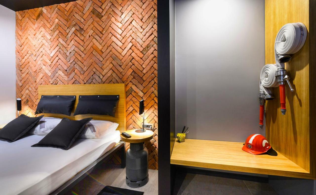 Split Industrial Design Rooms 외부 사진