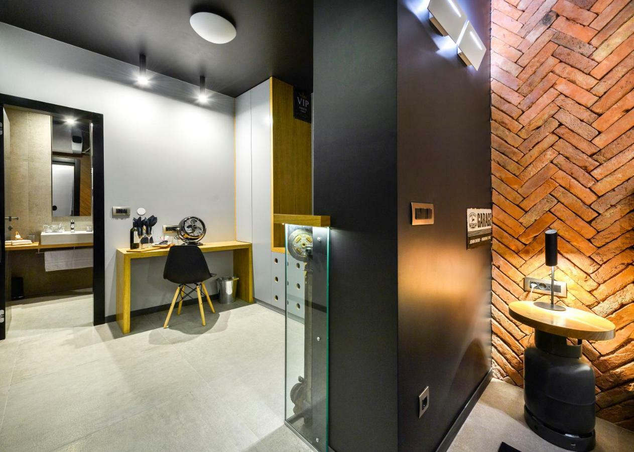 Split Industrial Design Rooms 외부 사진