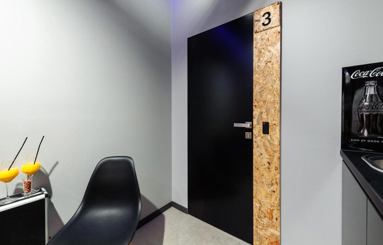 Split Industrial Design Rooms 외부 사진